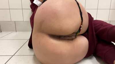 A bit of anal on break at work
