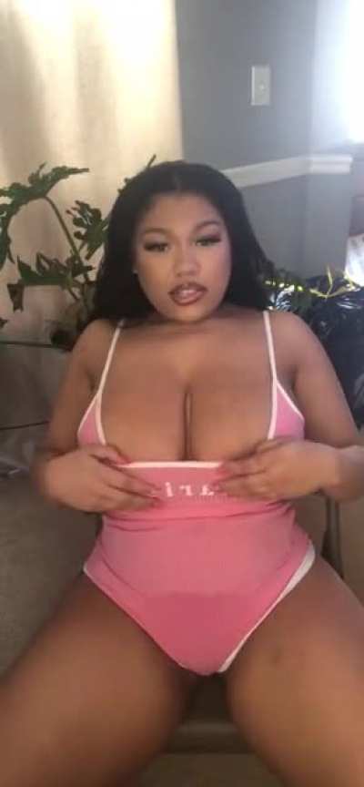 👅