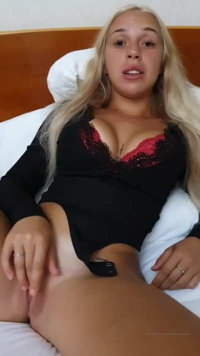 WAIT FOR IT... LOL. GOSH THIS BRIT CHICK IS CRAZY 20 GB (INCLUDES HARDCORE SEX TAPES ANAL ETC)