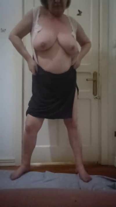 Granny xxx