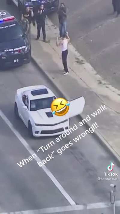 Man doesn’t know how to turn around and walk backwards