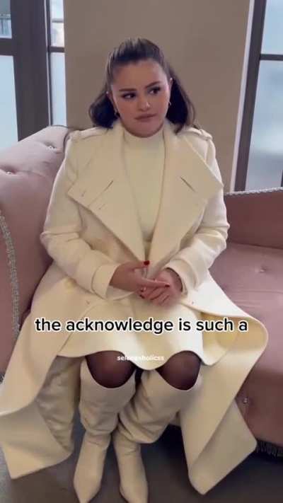 she looks so thick and full here 🍑🍼🥰😍😘<wbr>🤩🤤🤤🤤