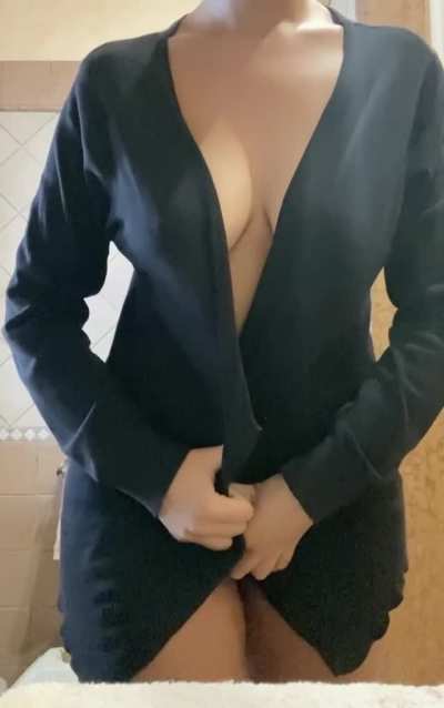 If I stoped you from scrolling, you deserve to fuck me raw
