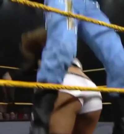 Dakota Kai
