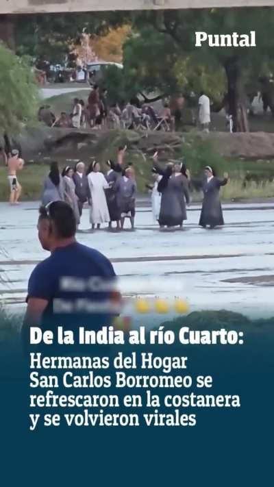 De la India a Rio cuarto: religiosas se refrescan los tobillos y te lo muestro..
