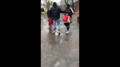 Trailer Karen throws racial slurs and "flashes" her boobs (sorry if this is a repost)