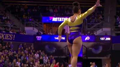 Evanni Roberson: University of Washington gymnastics💜🖤🤍