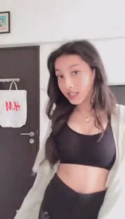 Someone please tell her IG!!
