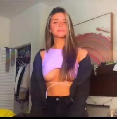 Dayum, who got her @?