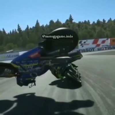 Bike crash during race