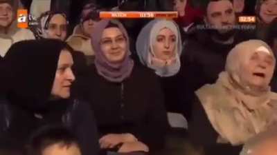 ''Bu vaziyet karşısında T&uuml;rk milleti bir &ccedil;ok asırlar, ne yaptığını, ne yapacağını bilmeksizin, adeta, bir kelimesinin manasını bilmediği halde Kuran'ı ezberlemekten beyni sulanmış, hafızlara d&ouml;nd&uuml;ler.''