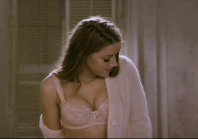 Amber Heard getting ready to audition for another role..