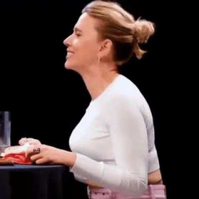 Scarlett Johansson riding like a pro