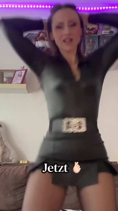 @just_me_just_tine