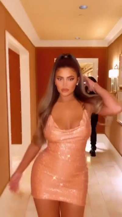 KYLIE IN VEGAS
