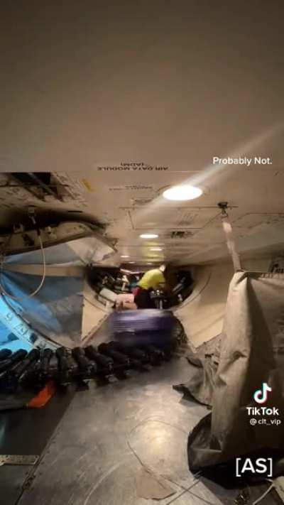 TIL how luggage is loaded onto the plane