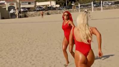 Maryse &amp;amp; Eva Marie 👀