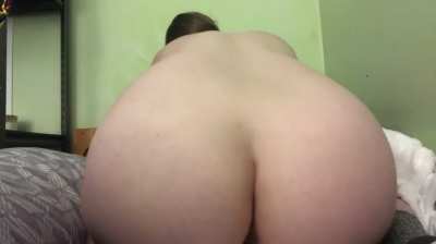[f] 20, One year in lock down later and all I have to show for it is a fatter ass. &macr;\_(ツ)_/&macr;