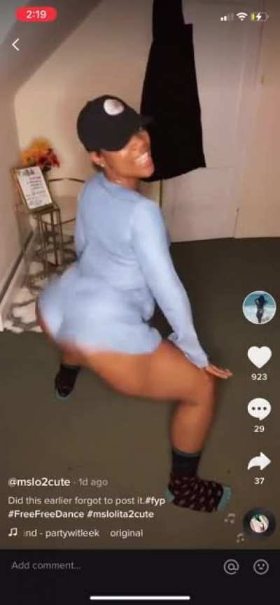 😋🍑