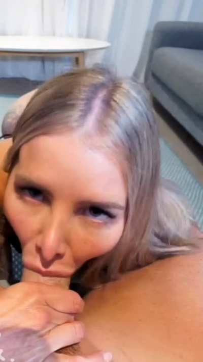 my number one hobby is sucking dick..