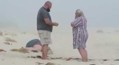 She had just one job.
