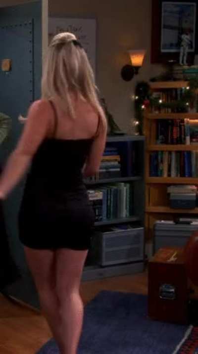 Kaley Cuoco was built for sex