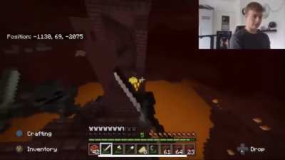 LMAO (video credit @polarsarusrextra on yt)