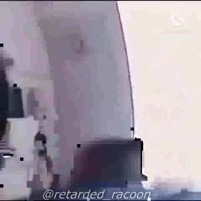 Monke hit da bong
