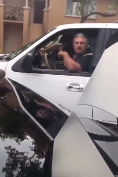 Older Man Challenges Teenagers After Claims Of Smelling &ldquo;Ganja&rdquo; In The Street