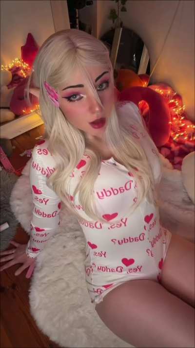 YES DADDY PLS FUCK ME 👉👈💕