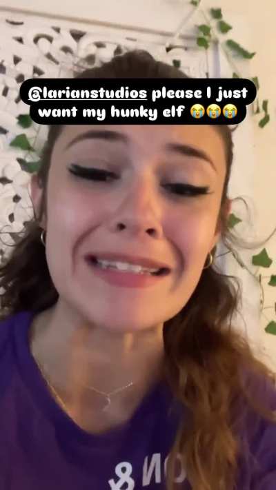 Nicole Maines