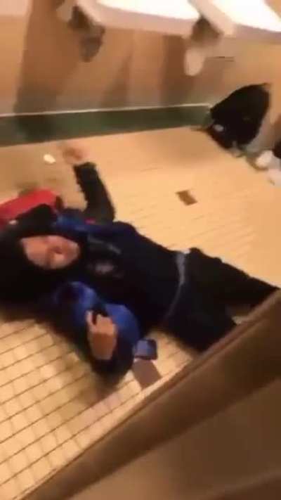 Kid gets body slammed after talking shit on groupchat