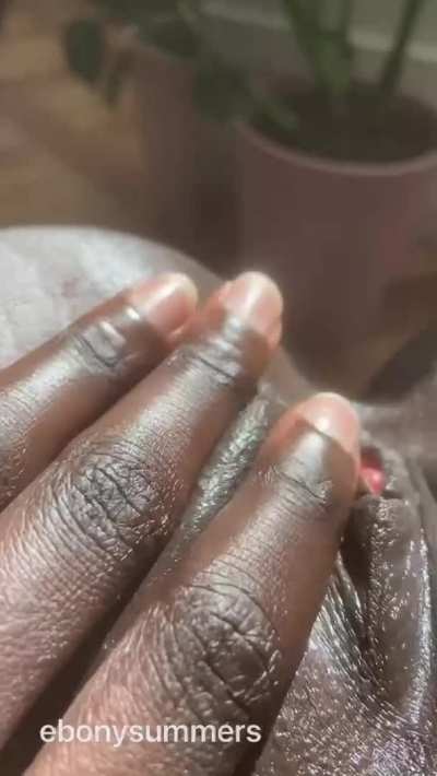 I love when it&rsquo;s so wet my fingers just glide