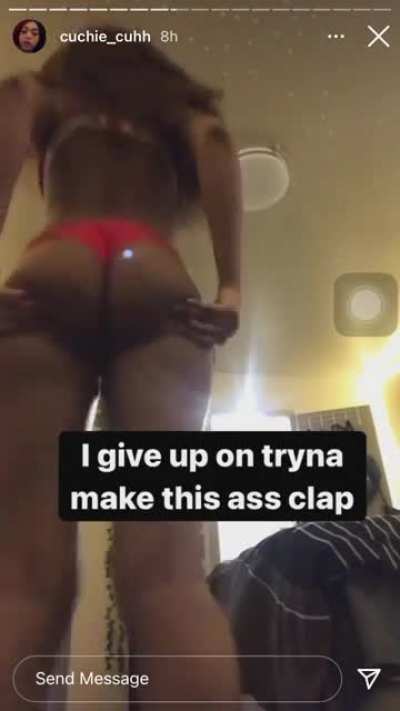 Fat booty ass 😩😩I&rsquo;ll nut on her shii
