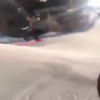 A flippity doo dah on a ski board thingie.