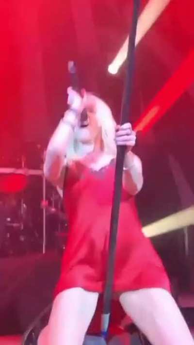 Taylor Momsen