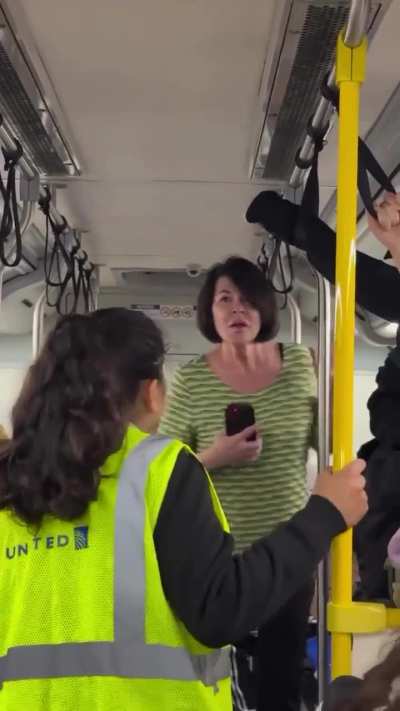 RACIST AMERICAN WOMEN GOT KICKED OFF BEFORE BOARDING PLANE SHE WAS HARRASING INDIAN LIVING IN AMERICA..... 