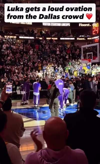 [Video] Luka gets a standing ovation in Dallas