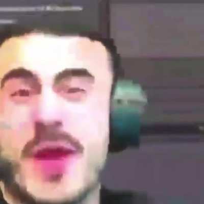 😡*baila*