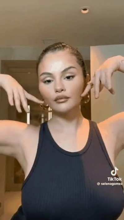 Selena Gomez