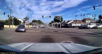 100+ mph tesla crash in huntington beach, california, kills 1 man and injures 3 others