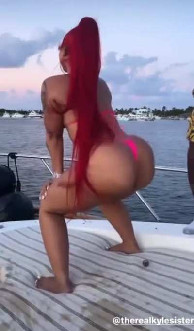 SlowMo😩