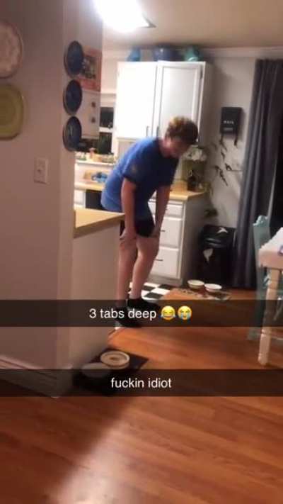 Reposted due to error, friend thought it was smart to do acid at the end of a 4 day addy binge.