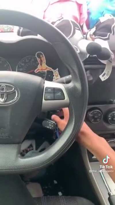 El carro de los mods de r/MAAU 😯