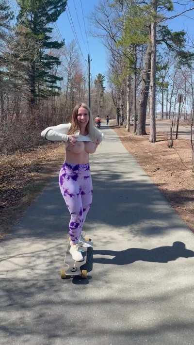 I love showing off my big titties in public