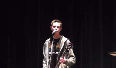 Junior high school band plays &ldquo;smells like teen spirit&rdquo;at jr high school talent show