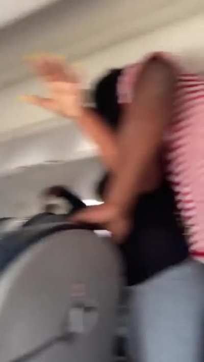 Fight over reclined seat on plane