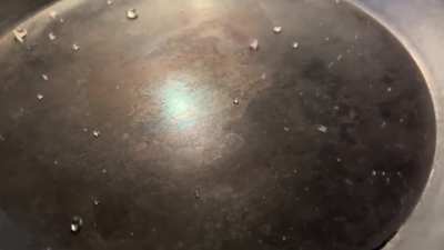 I'm always amused at the Leidenfrost effect on my cooking pans