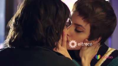 Ornella D'Elia &amp; Rocio Hernandez - "Buenos Chicos" (10/15/2023) - *AI ENHANCED*