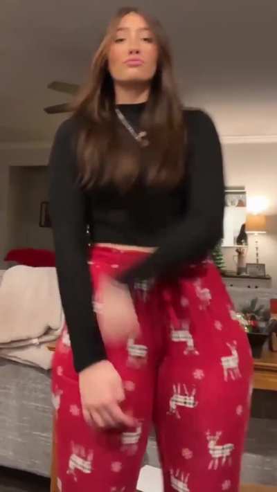 The way that big ass jiggles goddamn